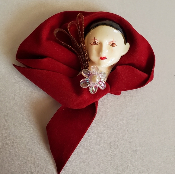 Vintage Geisha Girl Mask Brooch - Picture 3 of 11